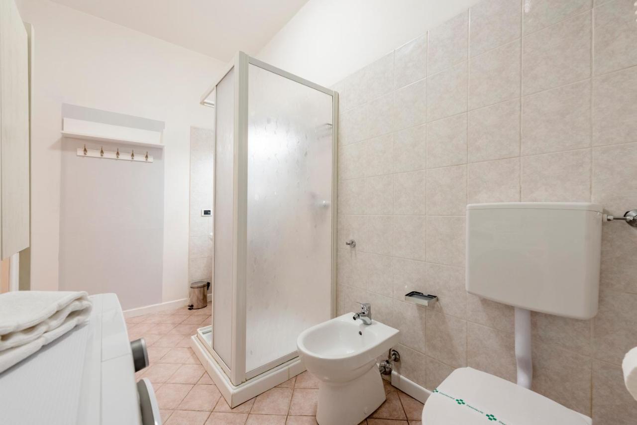 Mazzini 12, Elegant Central Apartment With Free Private Garage 800 M, Air Conditioning, Wi-Fi, Just 100 M From The Public Beach Rapallo Dış mekan fotoğraf